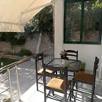 Elvin * Sarandë